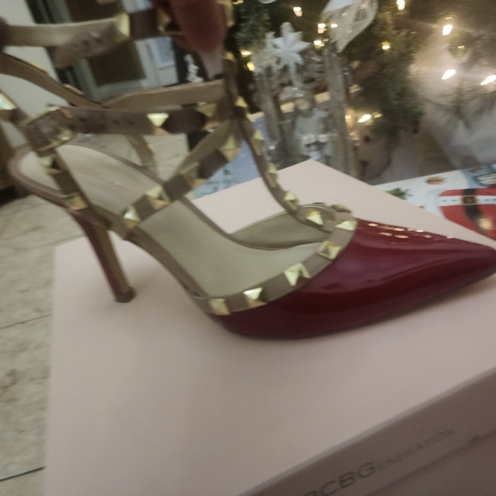 Bcbg red shoes